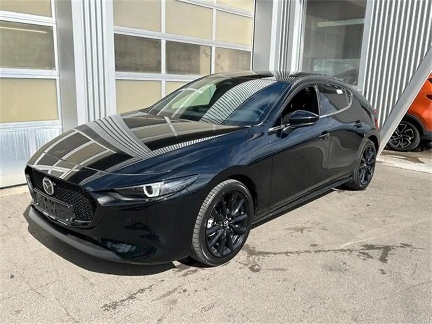 Mazda 3 e-Skyactiv-X186 Exclusive-Line Schwarz - 1