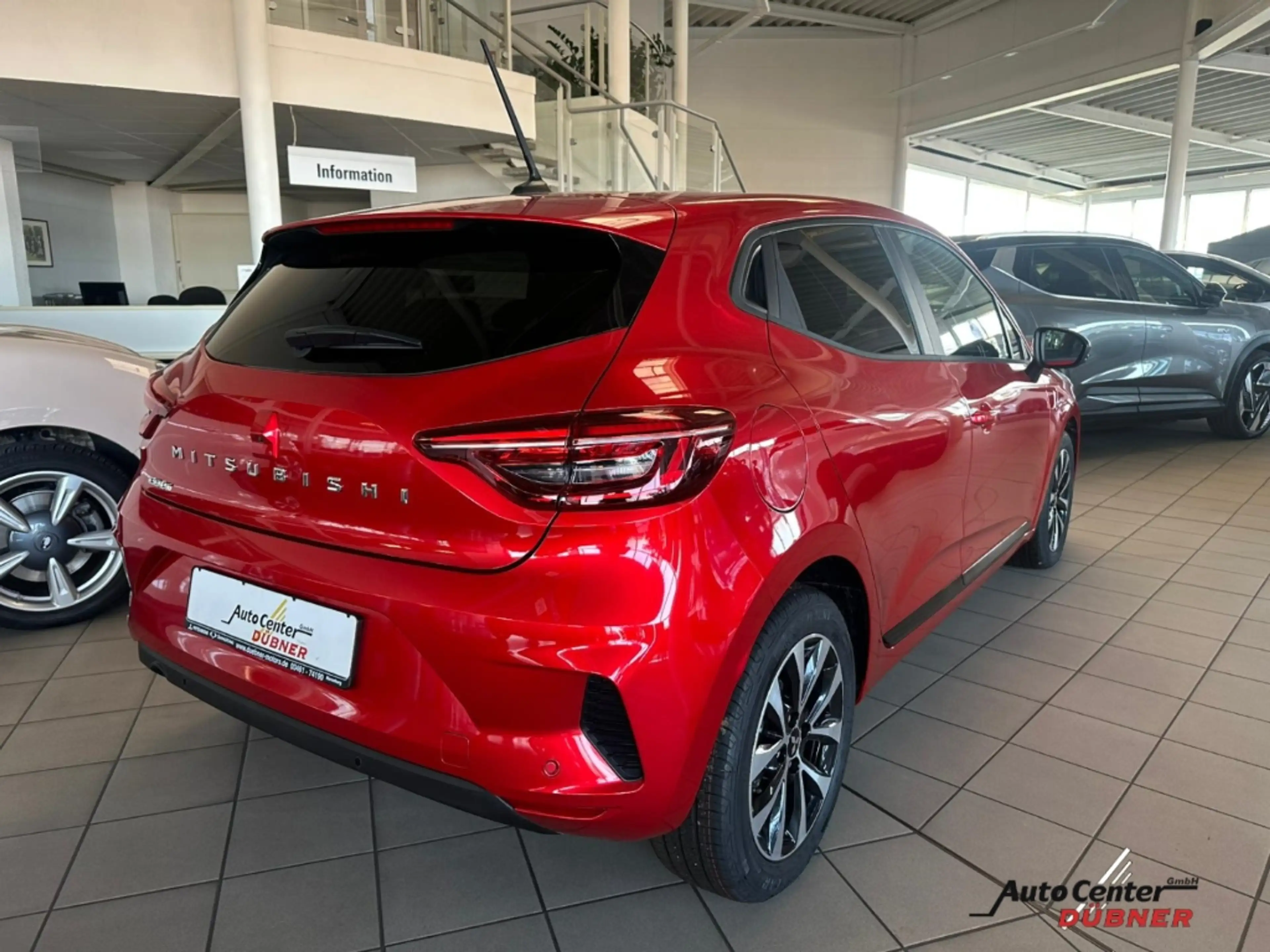 Mitsubishi Colt PLUS 1.0 T-Benziner 6-Gang Aktion /Alle Farben Ver — photo 6