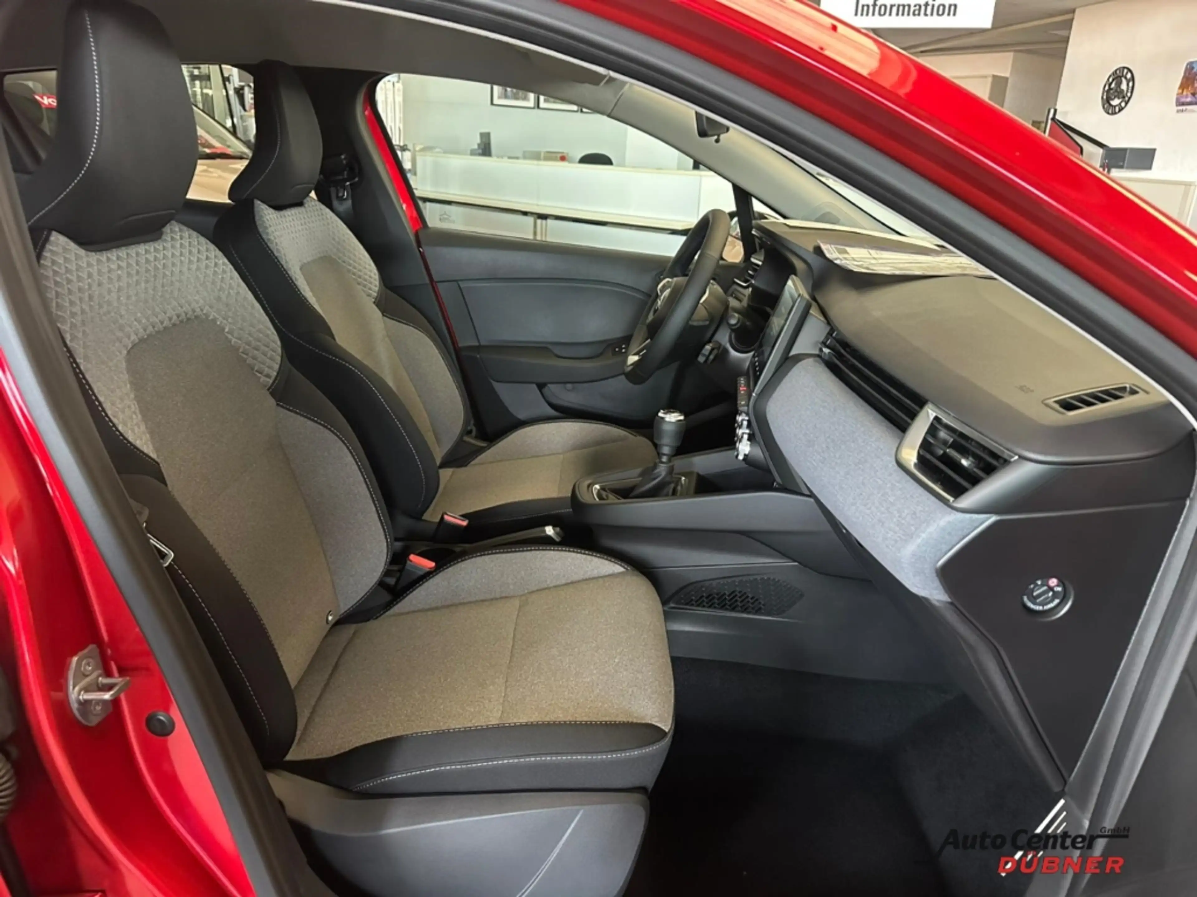 Mitsubishi Colt PLUS 1.0 T-Benziner 6-Gang Aktion /Alle Farben Ver — photo 13