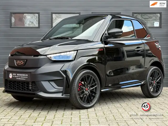 Ligier JS 50 Sport Ultimate Brommobiel STERRENHEMEL NIEUW 2025
