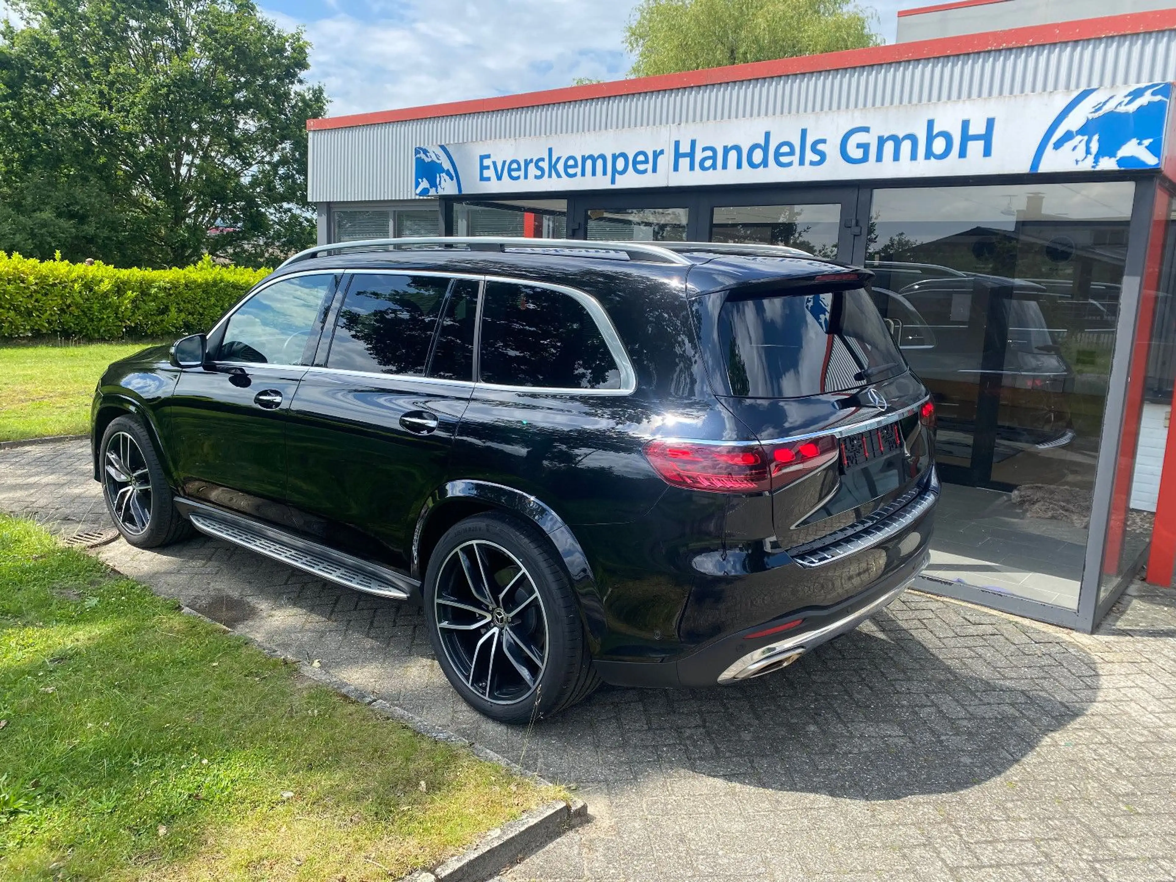 Mercedes-Benz GLS 580 GLS580 4M AMG Ultimate 3D Sound Fond TV 23Zol — photo 3