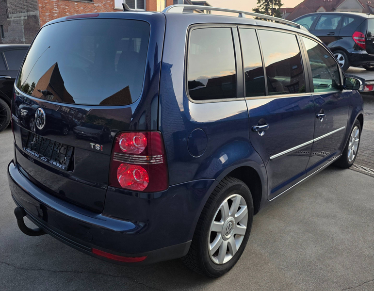 Volkswagen Touran 1.4 TSI — photo 5