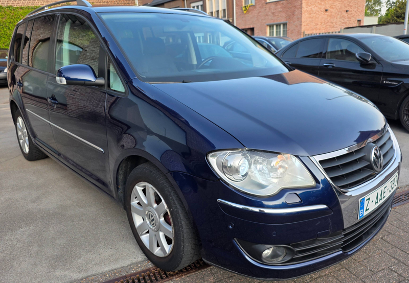 Volkswagen Touran 1.4 TSI — photo 3
