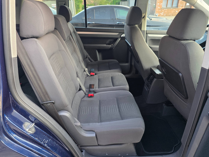 Volkswagen Touran 1.4 TSI — photo 12