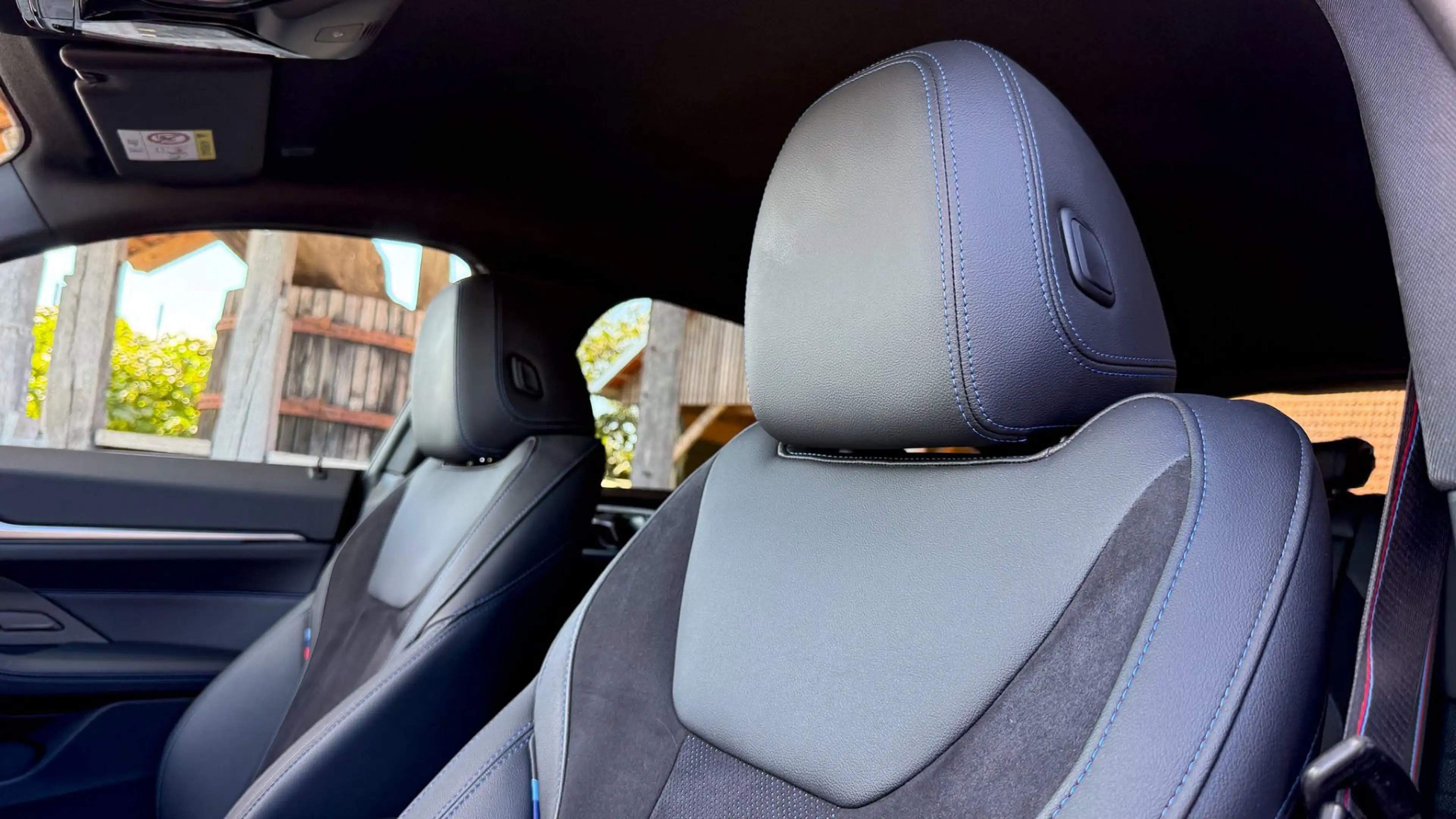 BMW i4 Gran Coupe eDrive40 M-Sportpaket Pro — photo 15