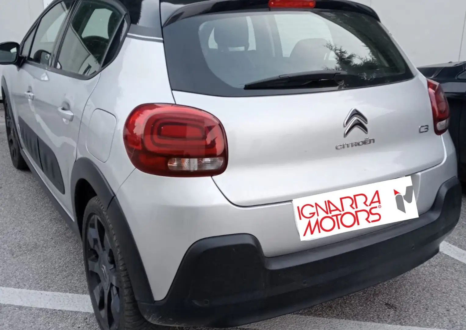 Citroen C3 C3 1.6 bluehdi Shine s FL928FG Grau - 1