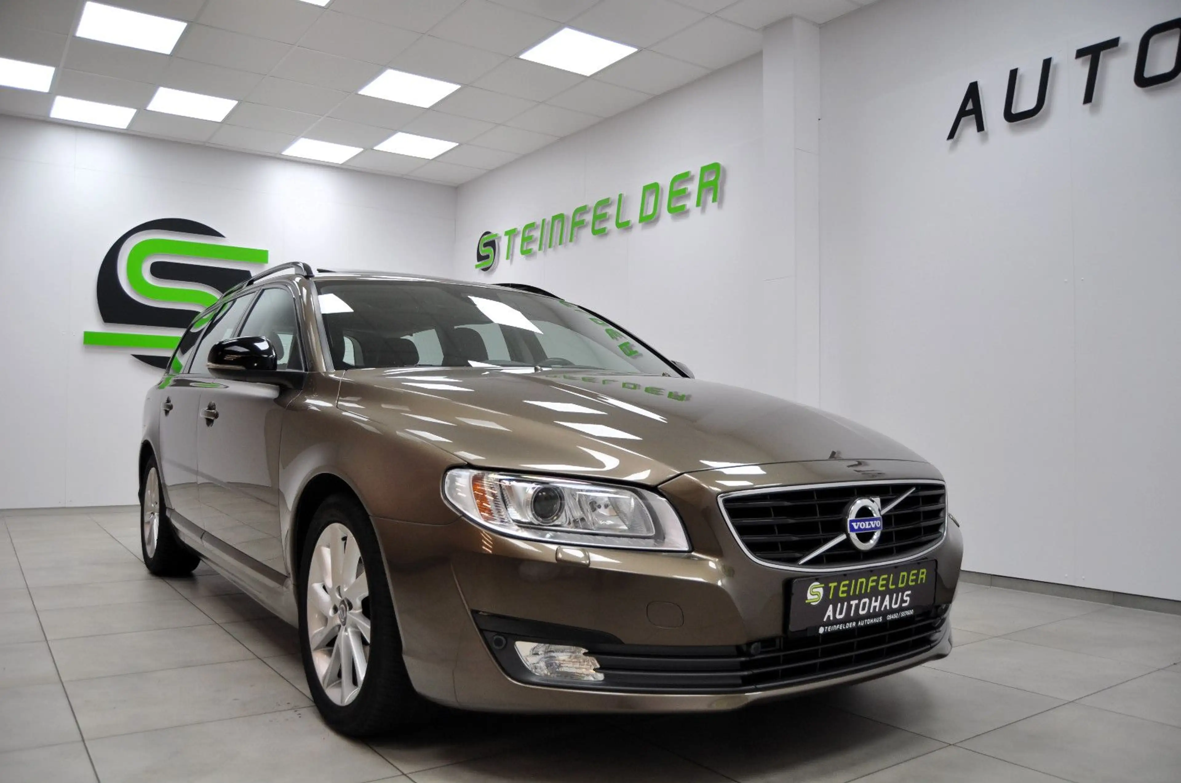 Volvo V70 2.0 D4 Linje Svart / SHZ / MEMORY / S-DACH