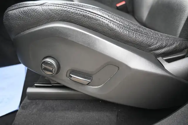 Volvo XC90 view 30