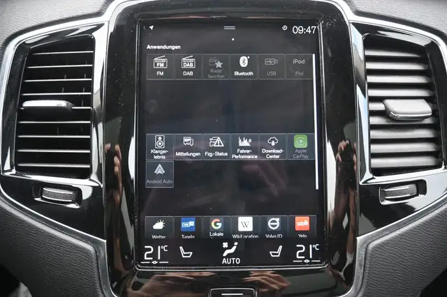 Volvo XC90 view 23