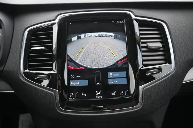 Volvo XC90 view 20