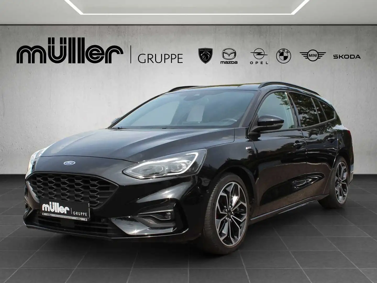 Ford Focus Kombi 1.0 EcoBoost Mild-Hybrid ST-LINE Zwart - 1