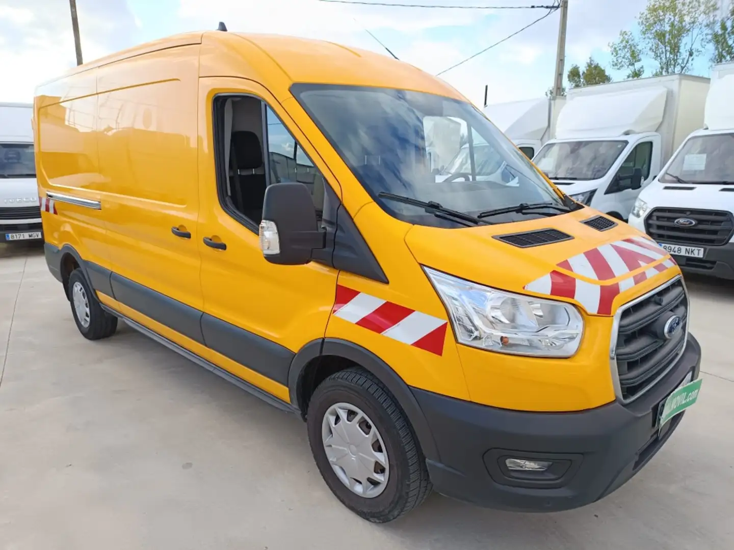 Ford Transit FT 350 L3 Van Trend 170 Amarillo - 2