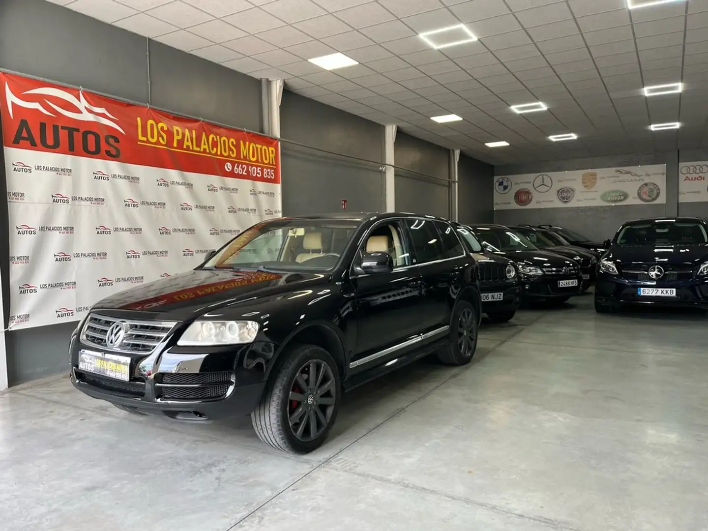 Volkswagen Touareg 3.0TDI V6 R-Line Tiptronic 4Motion 170kW Negro - 2
