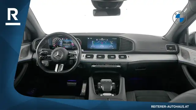 Mercedes-Benz 300 view 13