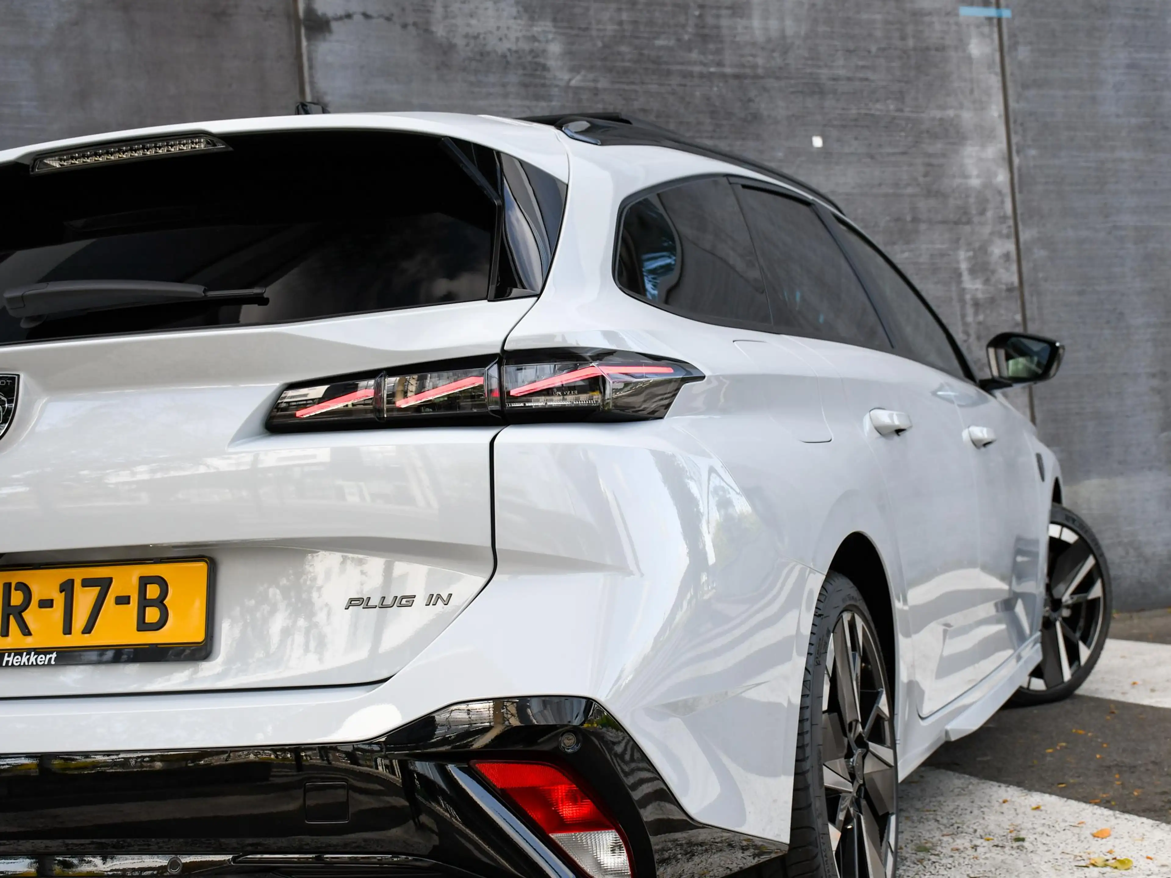 Peugeot 308 SW GT 1.6 Plug-in Hybrid 195pk Automaat PANO | FOC — photo 9