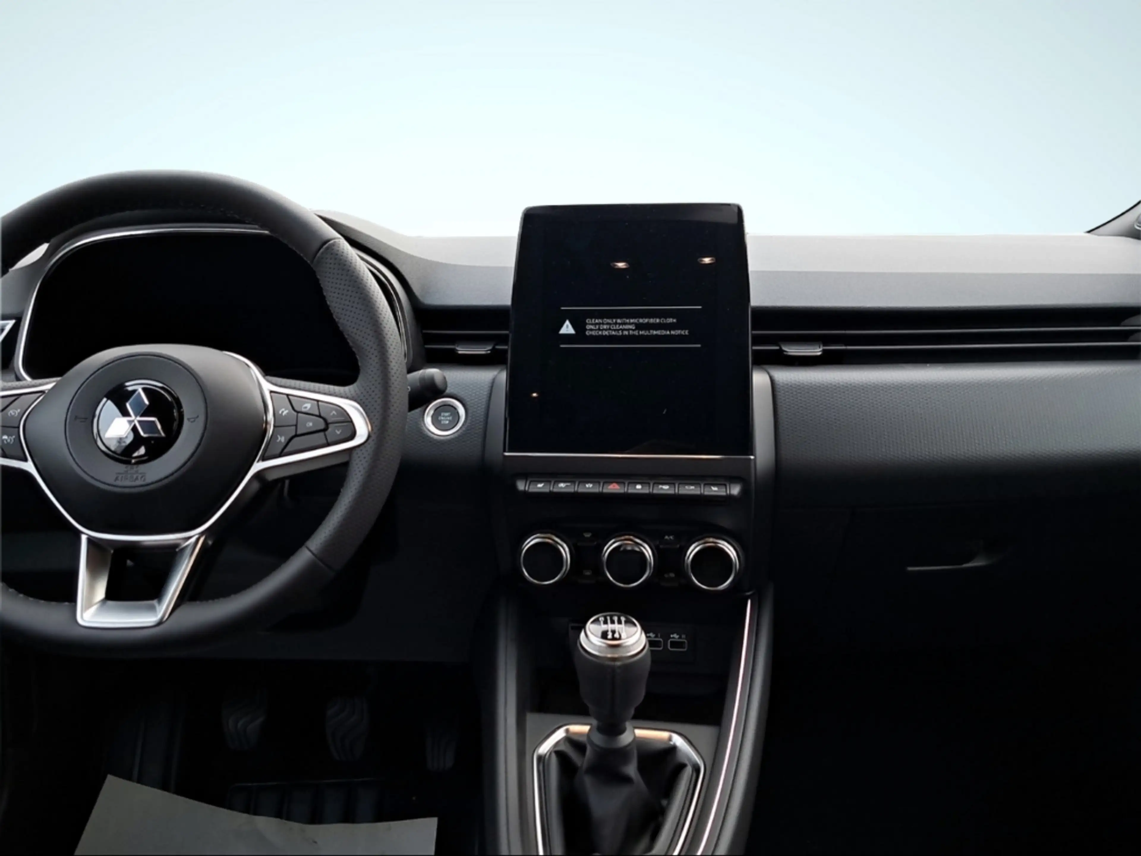 Mitsubishi Colt Top 1.0 l LED SHZ PDCv+h Temp Keyless Bose DAB ACC — photo 6