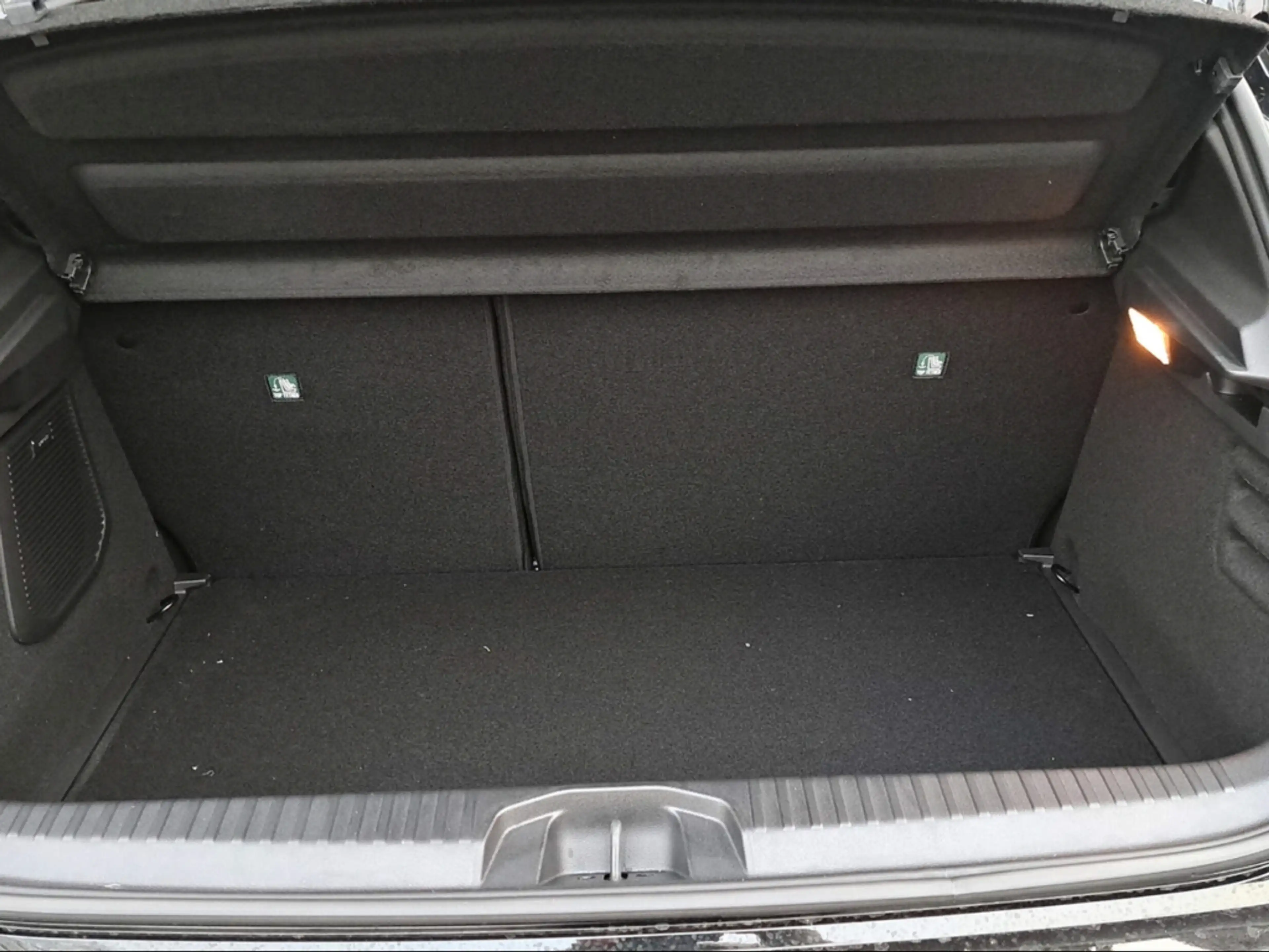 Mitsubishi Colt Top 1.0 l LED SHZ PDCv+h Temp Keyless Bose DAB ACC — photo 14