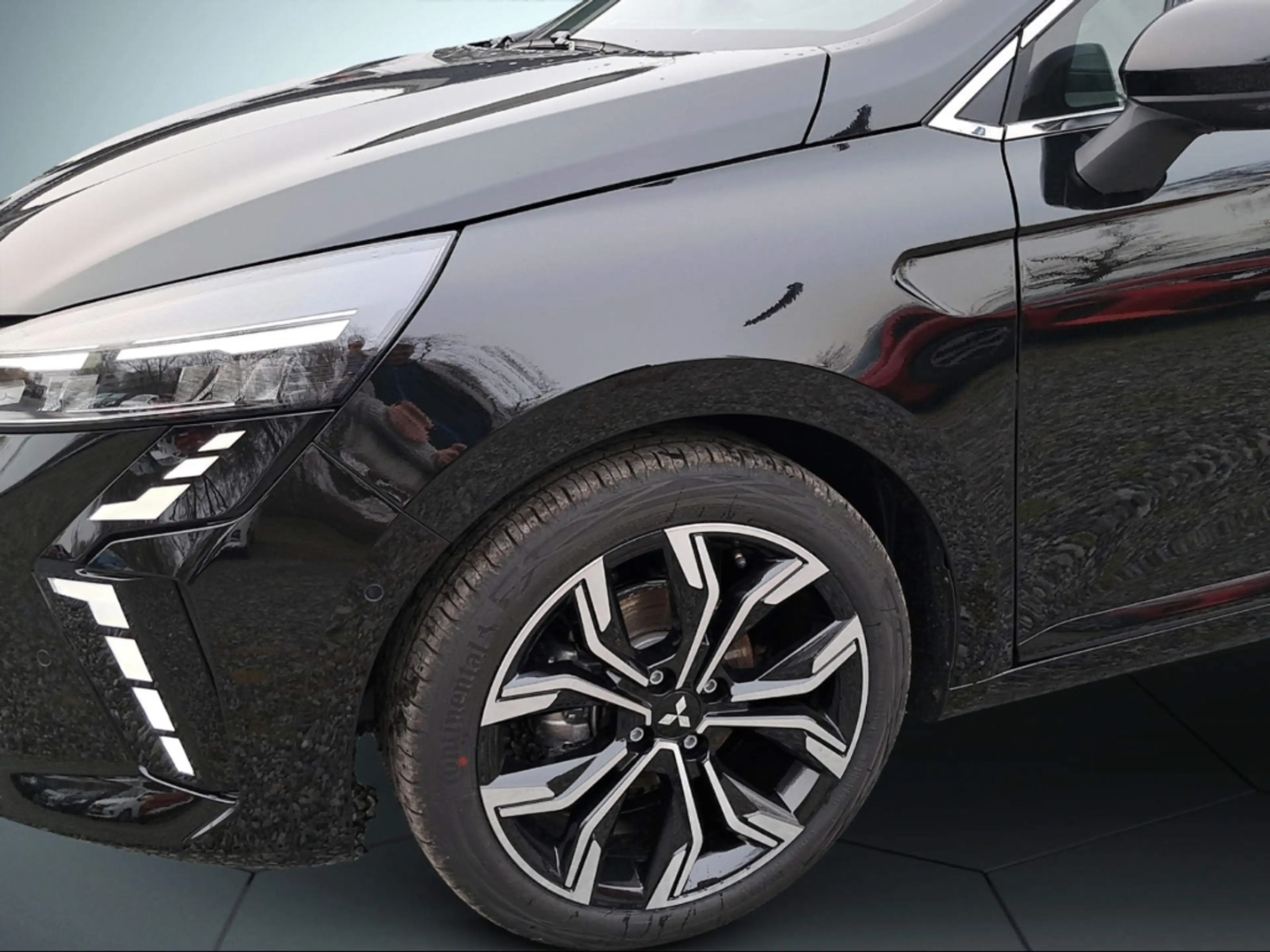 Mitsubishi Colt Top 1.0 l LED SHZ PDCv+h Temp Keyless Bose DAB ACC — photo 13
