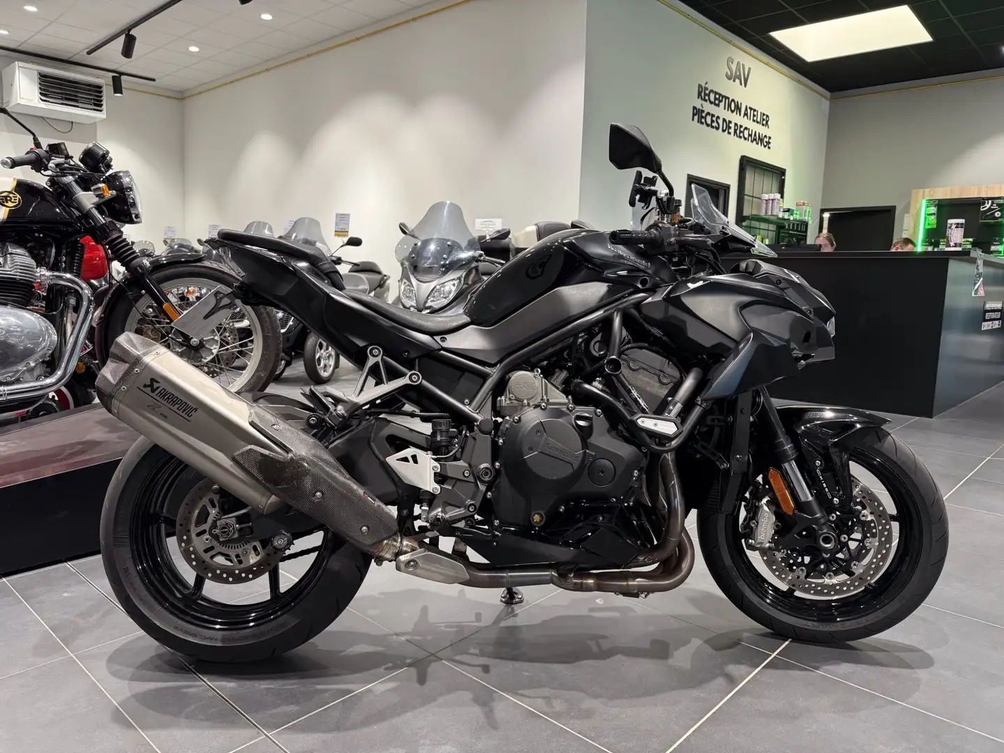 Kawasaki Z 1000 - 2