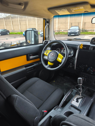 Toyota FJ Cruiser 2 RWD   2 ROUES MOTRICES