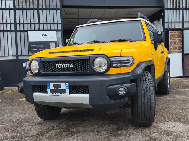 Toyota FJ Cruiser 2 RWD   2 ROUES MOTRICES