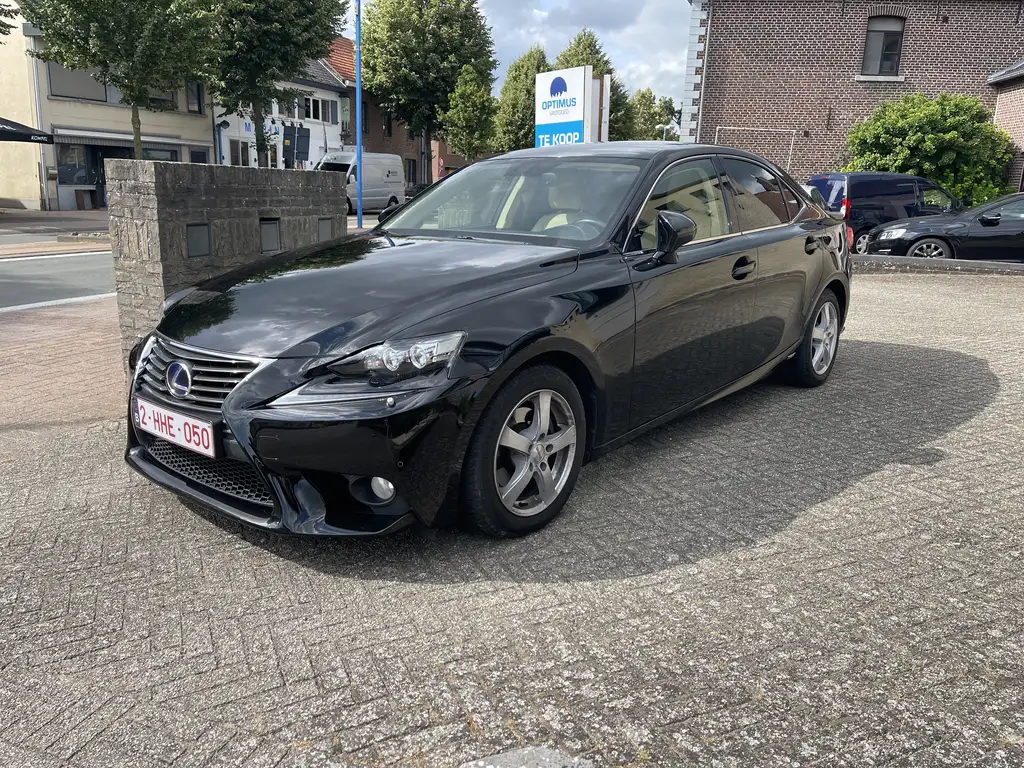 Lexus IS 300 2014 из Европы — купить под ключ