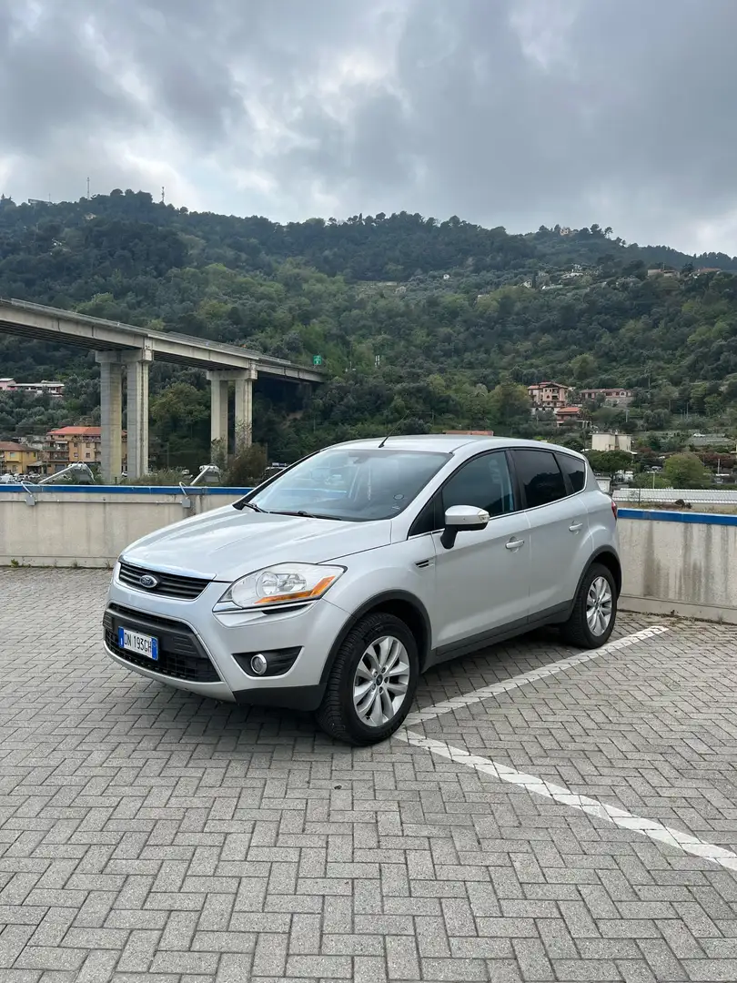 Ford Kuga 2.0 TDCi 4x4 Titanium - 1