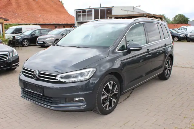 Volkswagen Touran 2.0 TDI DSG Navi LED ACC Kamera PDC