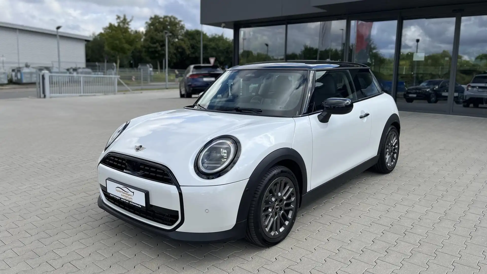 MINI Mini 3-trg. Cooper C Classic Trim, Paket S, SHZ Білий - 1