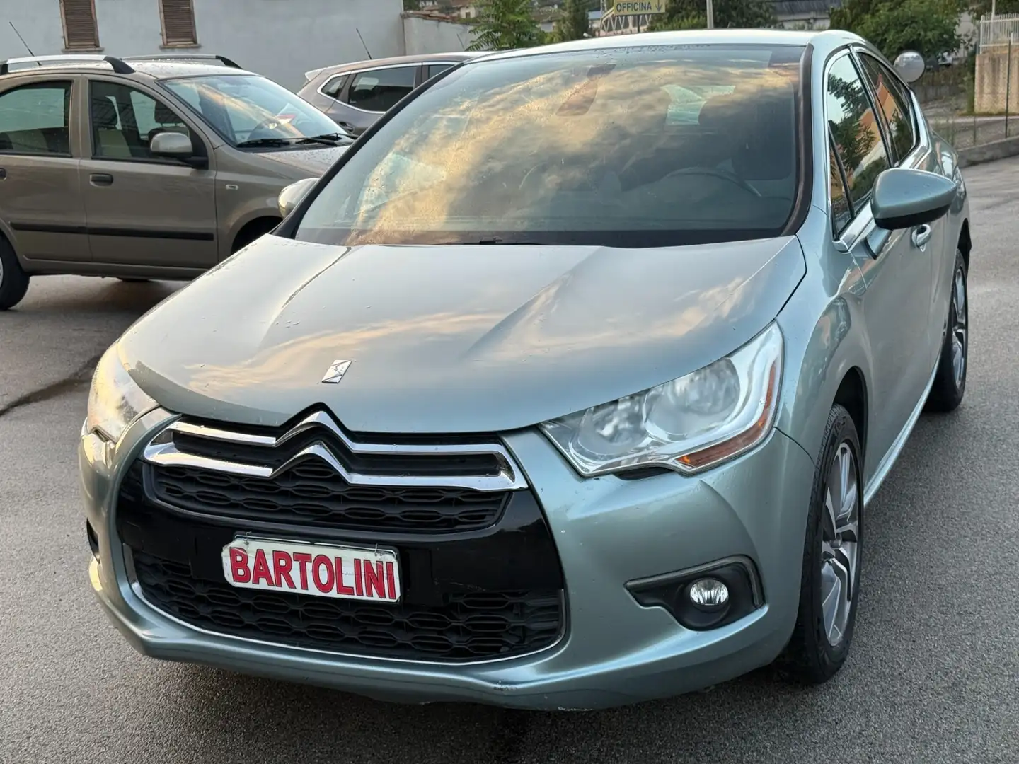 Citroen C4 DS4 1.6 HDi 90 Seduction Gri - 1