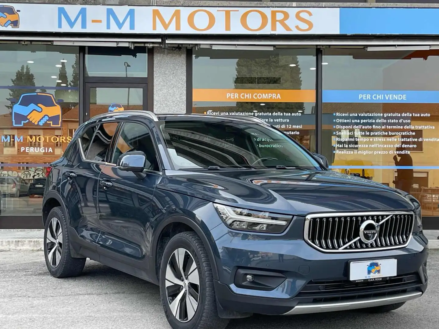 Volvo XC40 T5 Recharge Plug-in Hybrid Inscription Expression Azul - 1