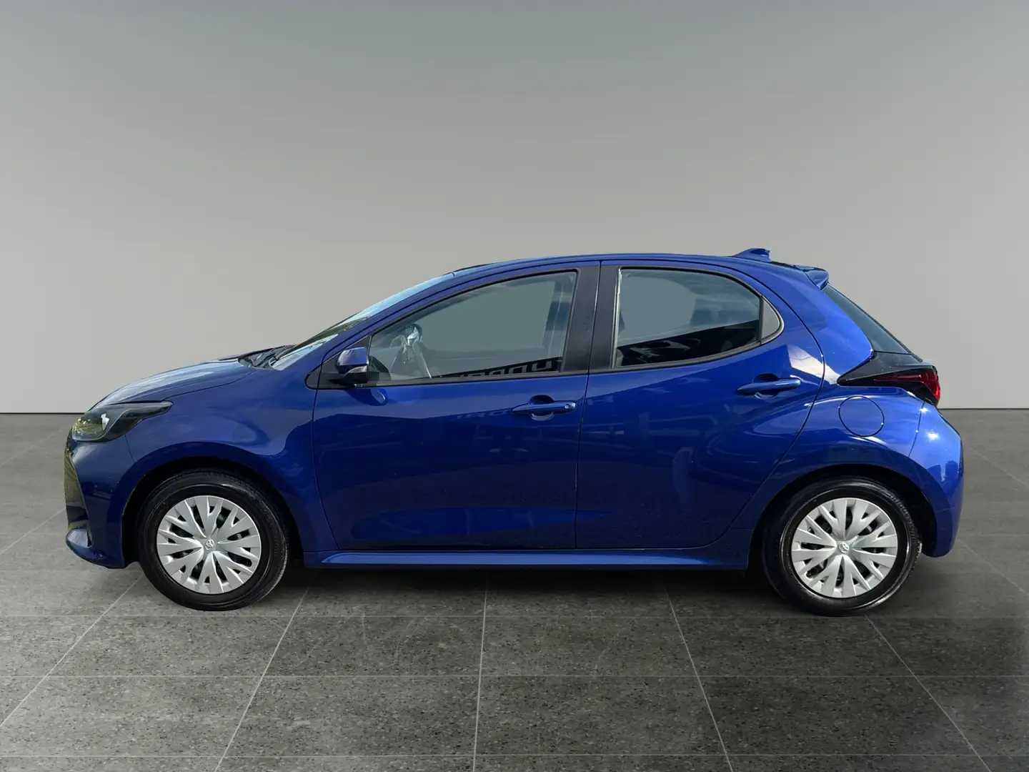 Toyota Yaris - 1,0 l 5-türig Active Blau - 2