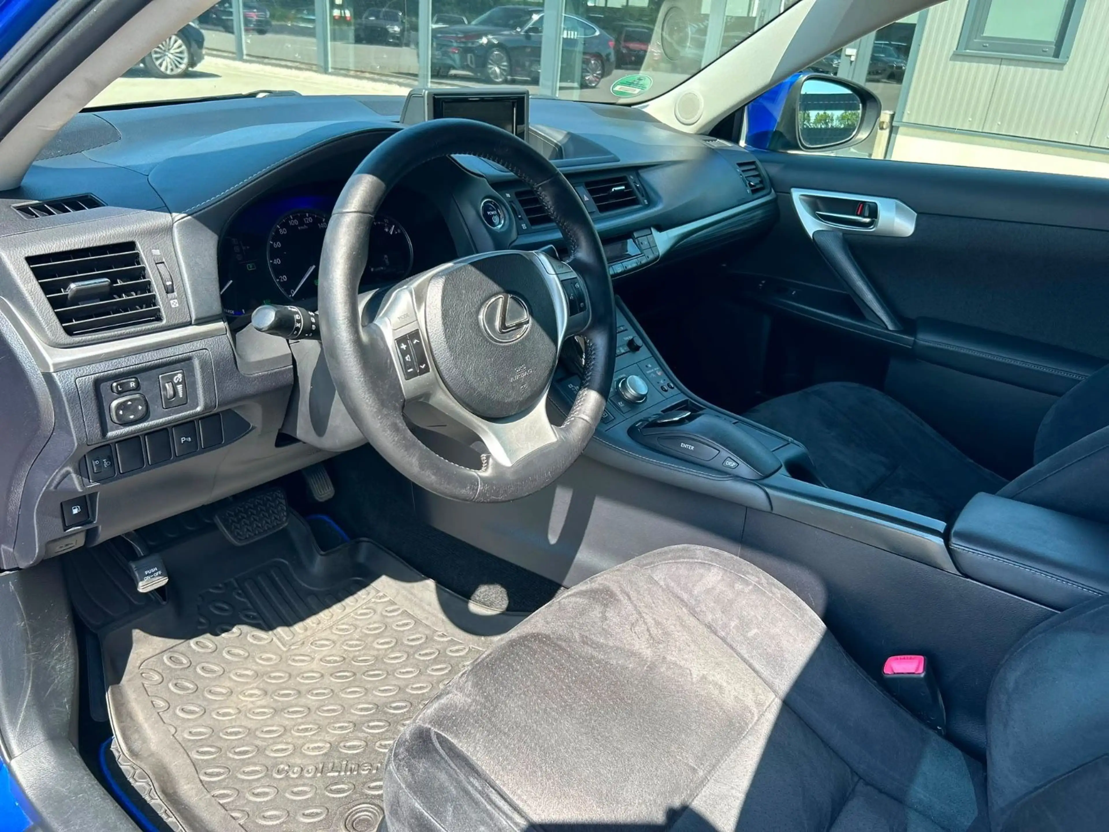 Lexus CT 200h Executive*Navi*Kam*Tempomat*Standheizung — photo 10