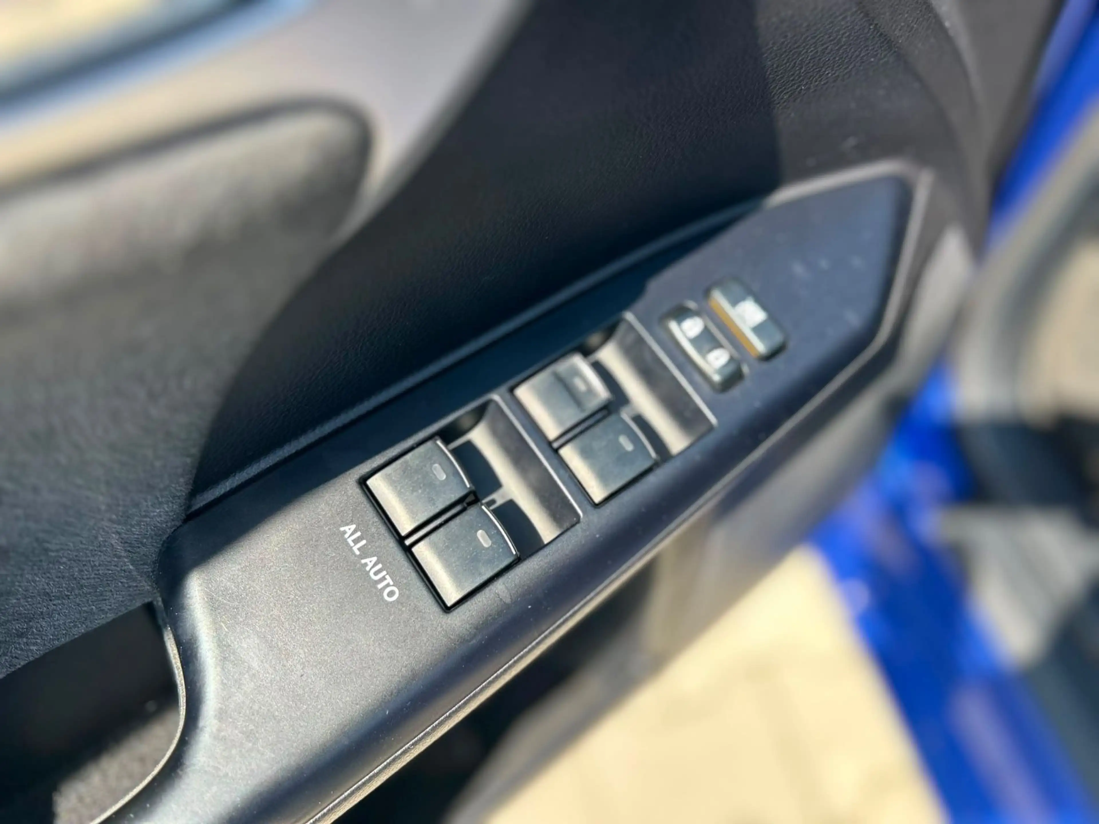 Lexus CT 200h Executive*Navi*Kam*Tempomat*Standheizung — photo 12