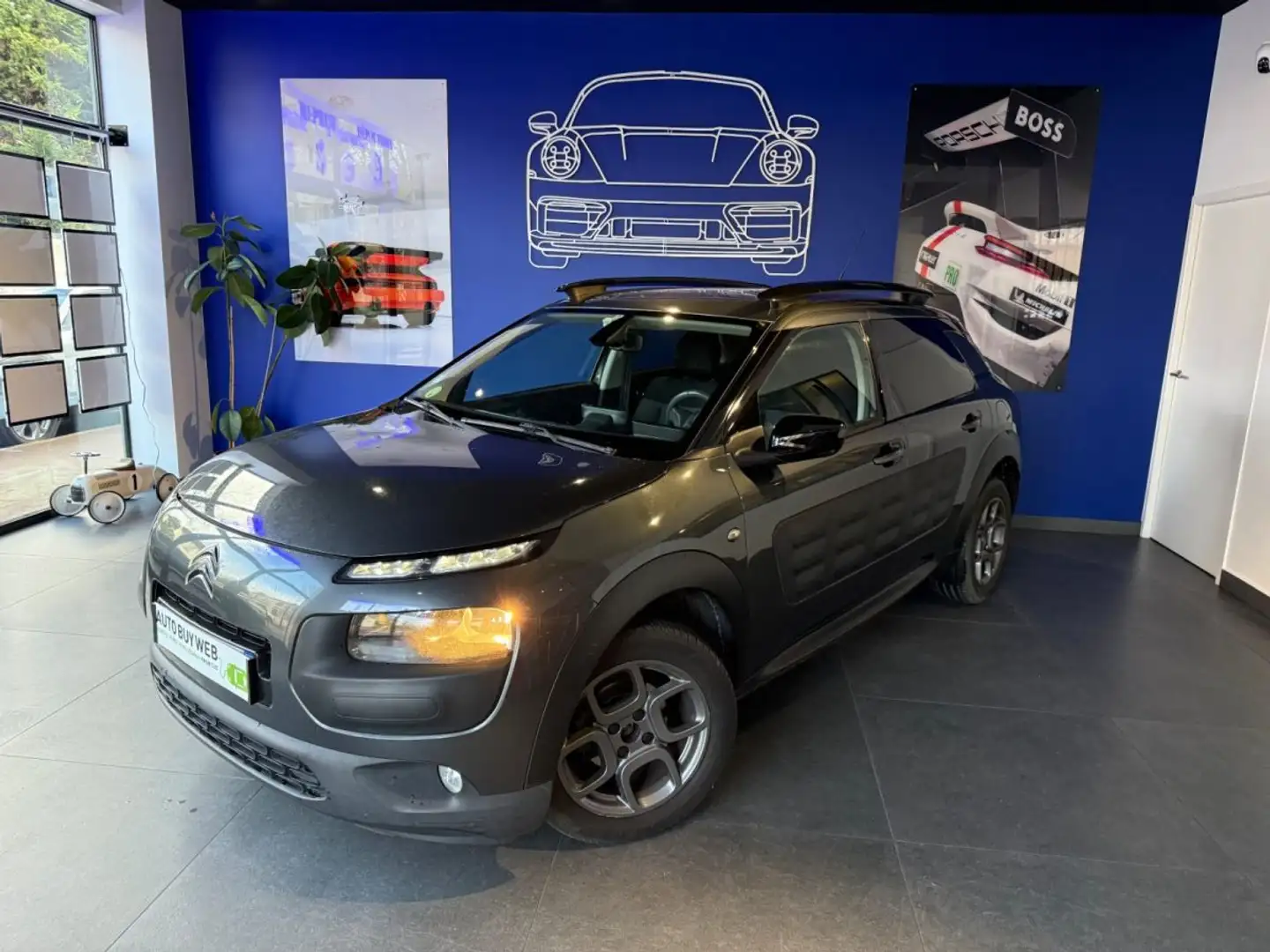 Citroen C4 Cactus BlueHDi 100 S&S shine DISTRIBUTION OK / EMBRAYAGE NEUF / REVISION A JOUR Grau - 1