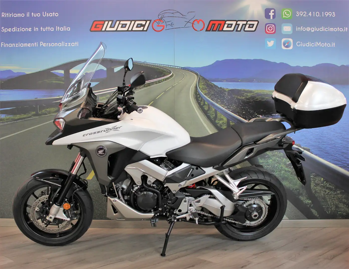 Honda Crossrunner 800 - 2015 - km 55000 Bianco - 2