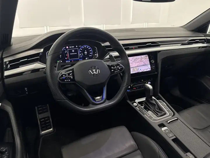Volkswagen Arteon 2023, foto 8