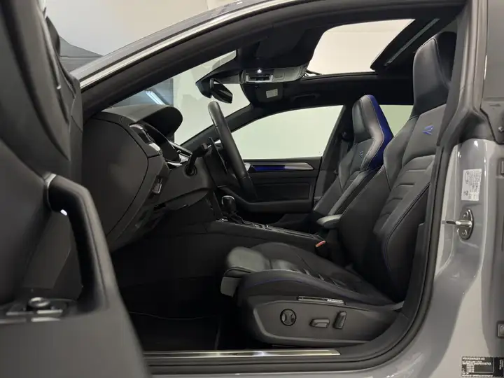 Volkswagen Arteon 2023, foto 28