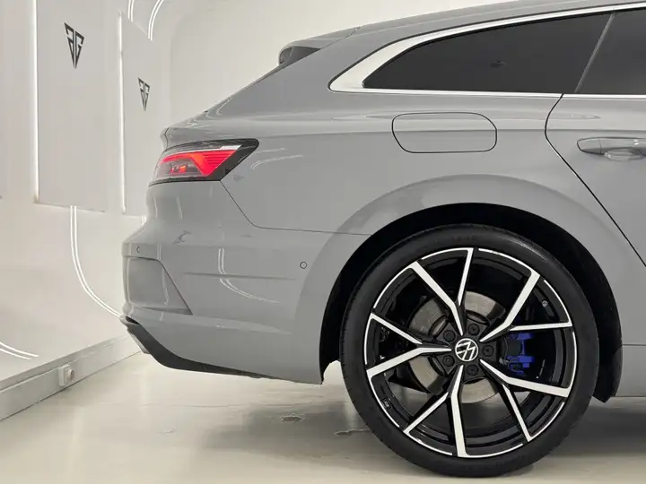 Volkswagen Arteon 2023, foto 13
