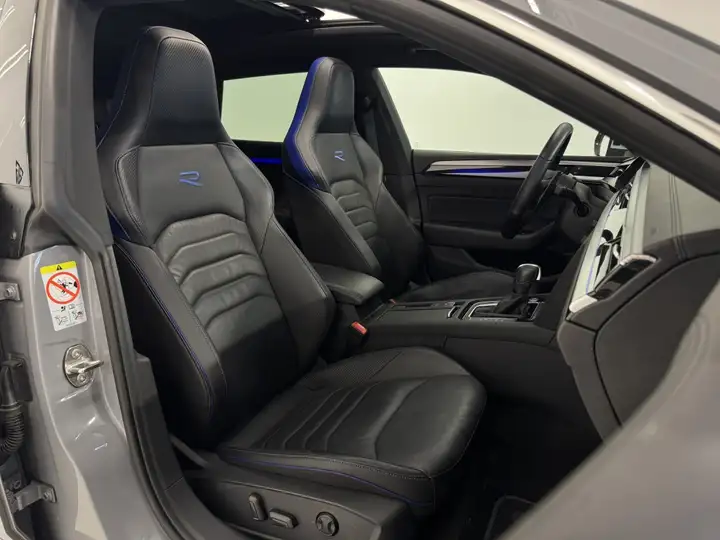 Volkswagen Arteon 2023, foto 32