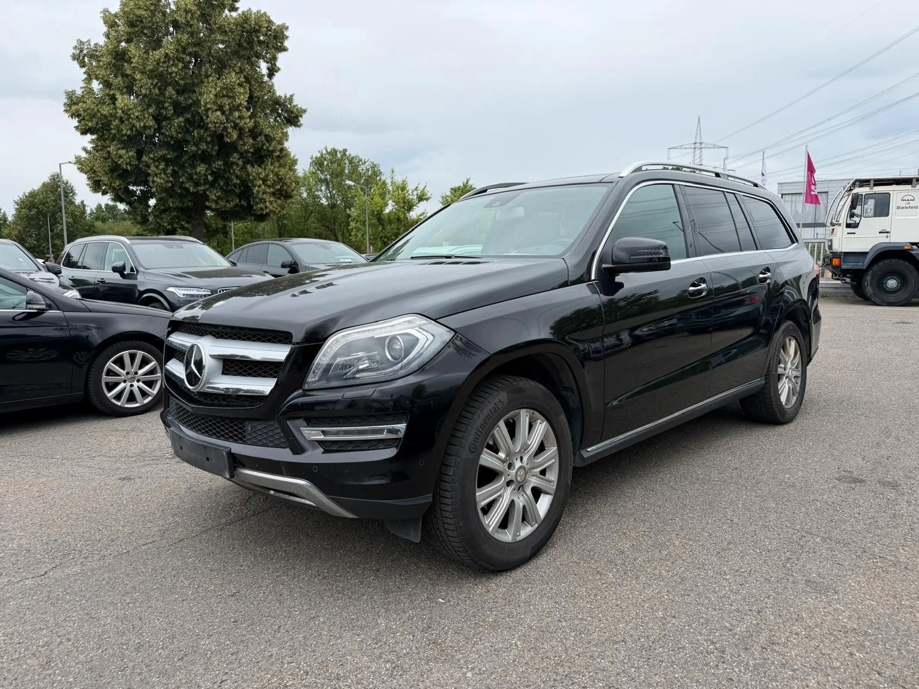 Mercedes-Benz GL 350 BT 4Matic*MAXIVOLL*2.HD*SCHECKHEFT