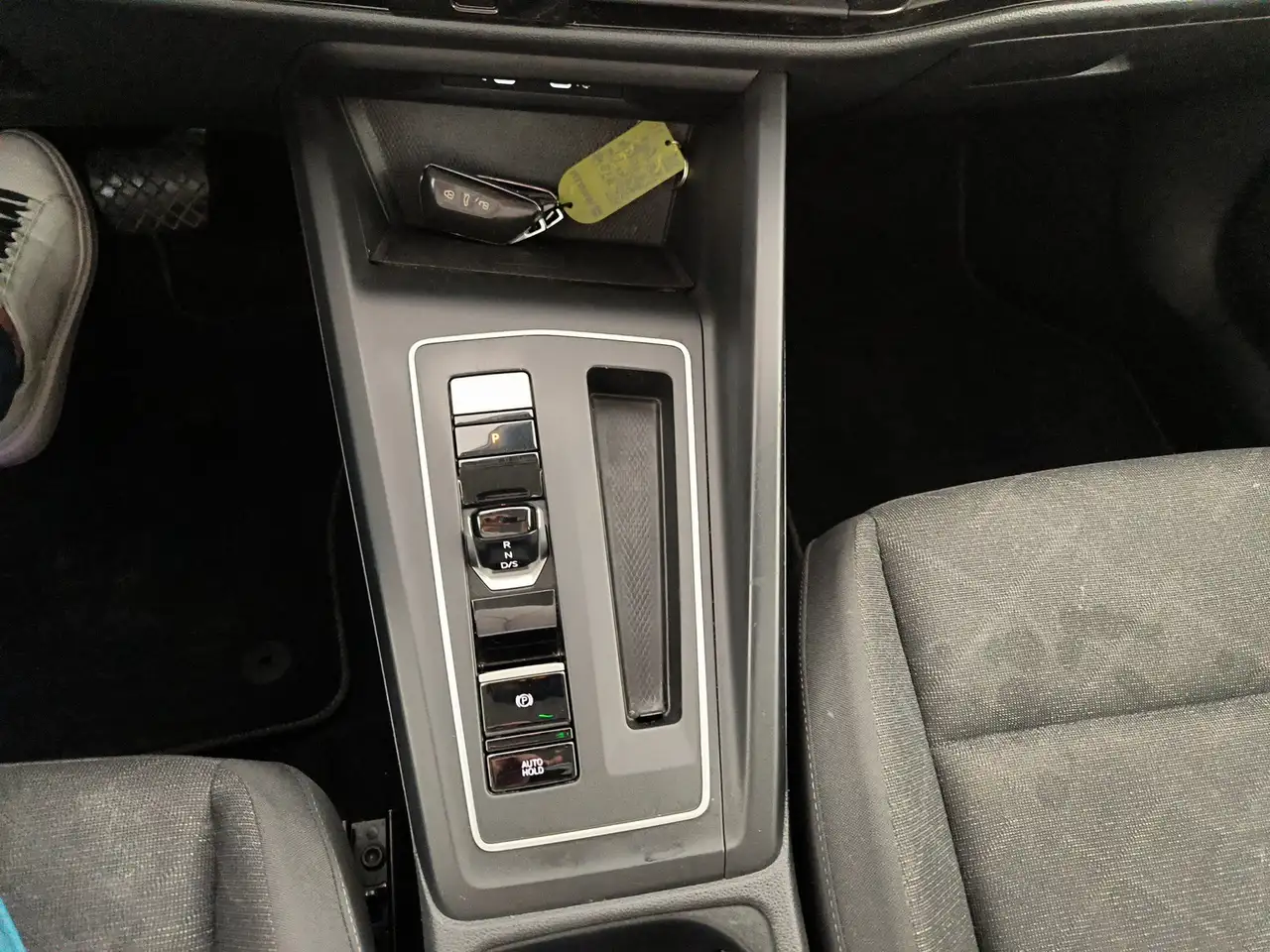Volkswagen Golf 2.0 tdi life 115cv dsg 10