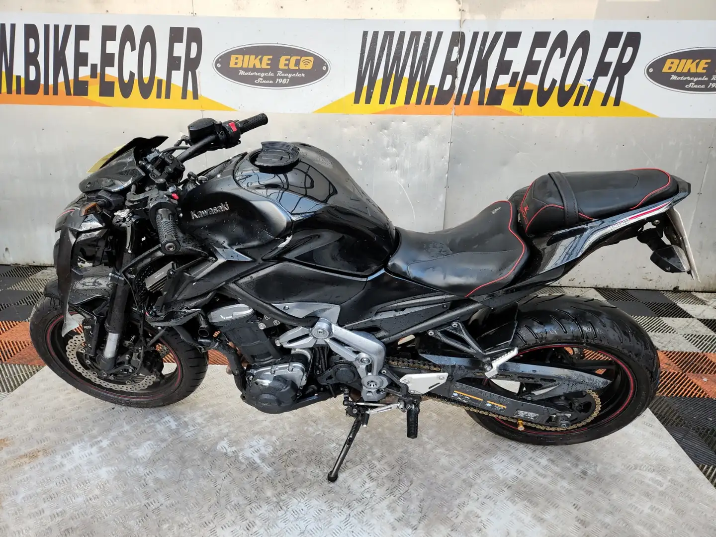 Kawasaki Z 900 Noir - 2