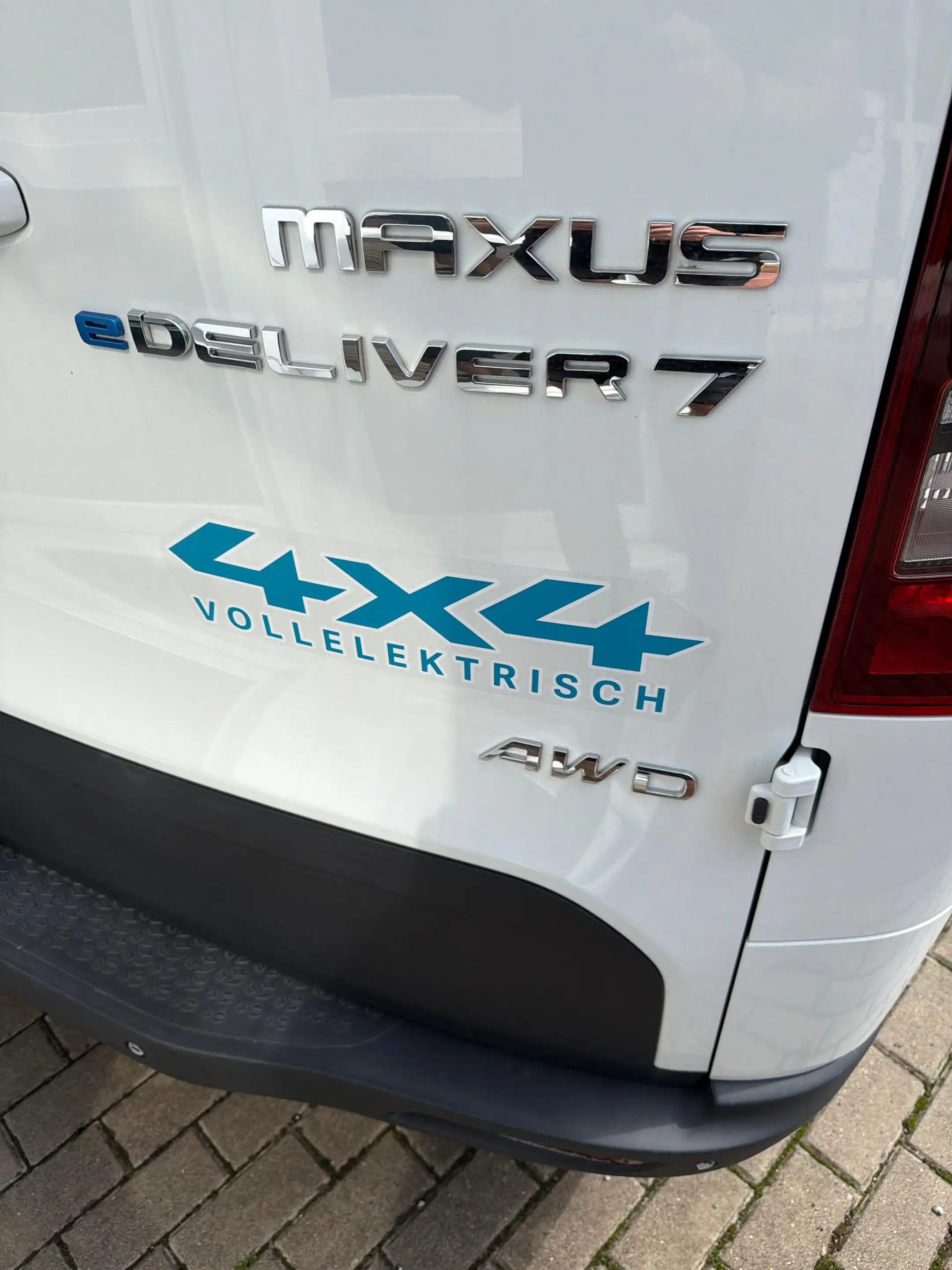 Maxus eDeliver 7 L2H1 88kWh — photo 7