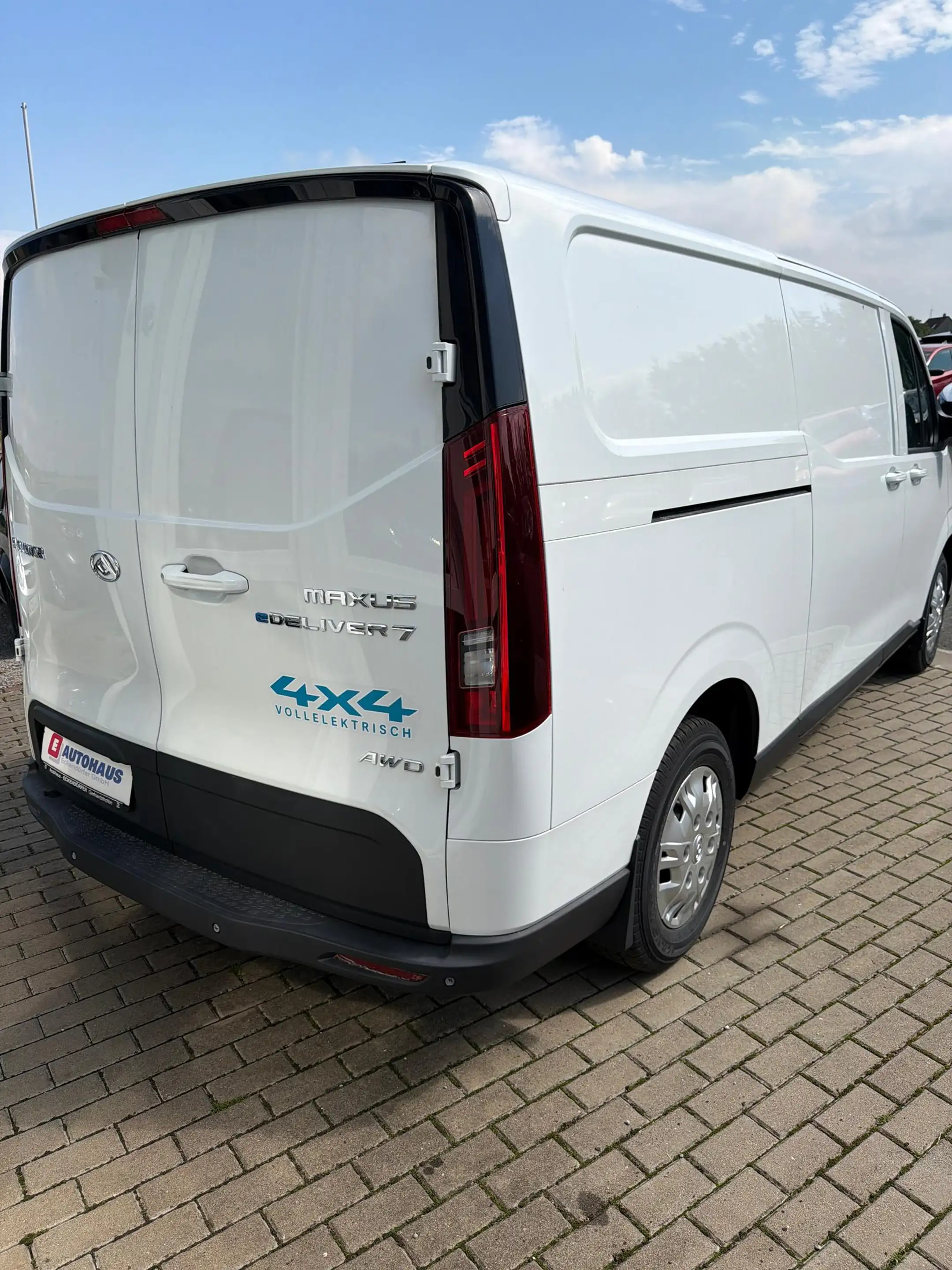 Maxus eDeliver 7 L2H1 88kWh — photo 6