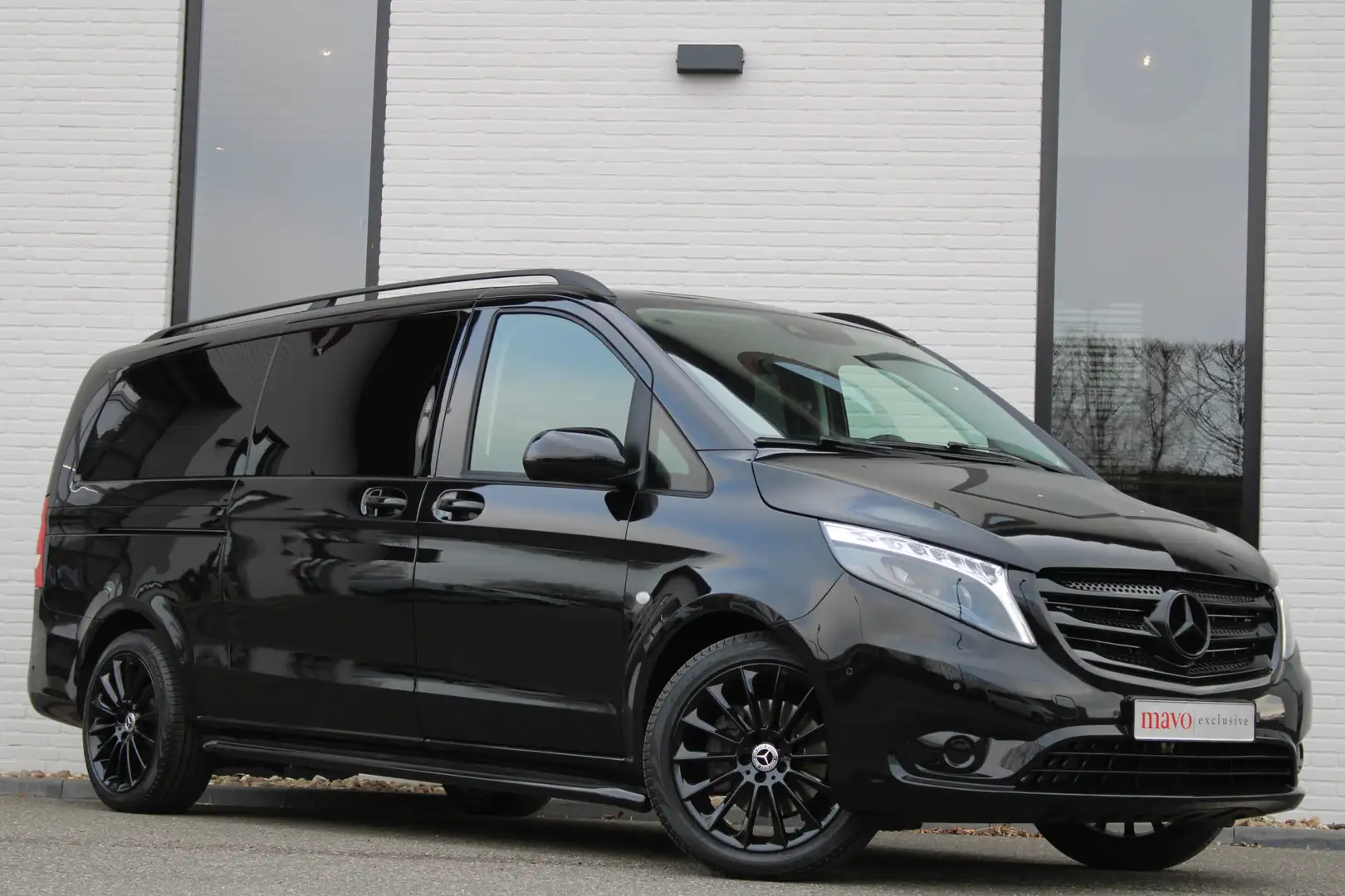 Mercedes-Benz Vito 116 CDI / Aut / XXL / Tourer / 9-Persoons / Led/Xe Noir - 1