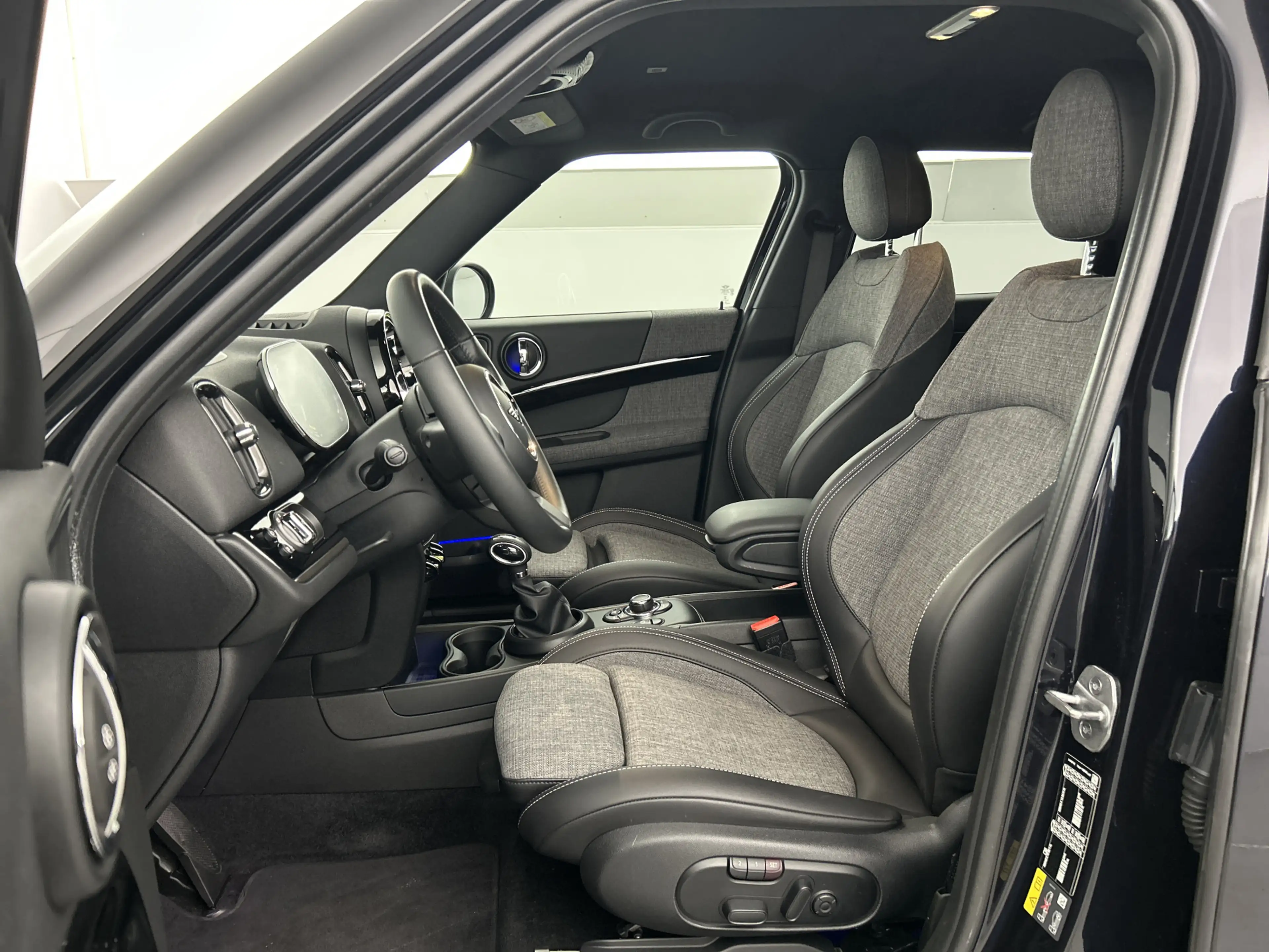 MINI Cooper SE Countryman ALL4 Premium+ Memory/Head-Up Display/Camera — photo 15