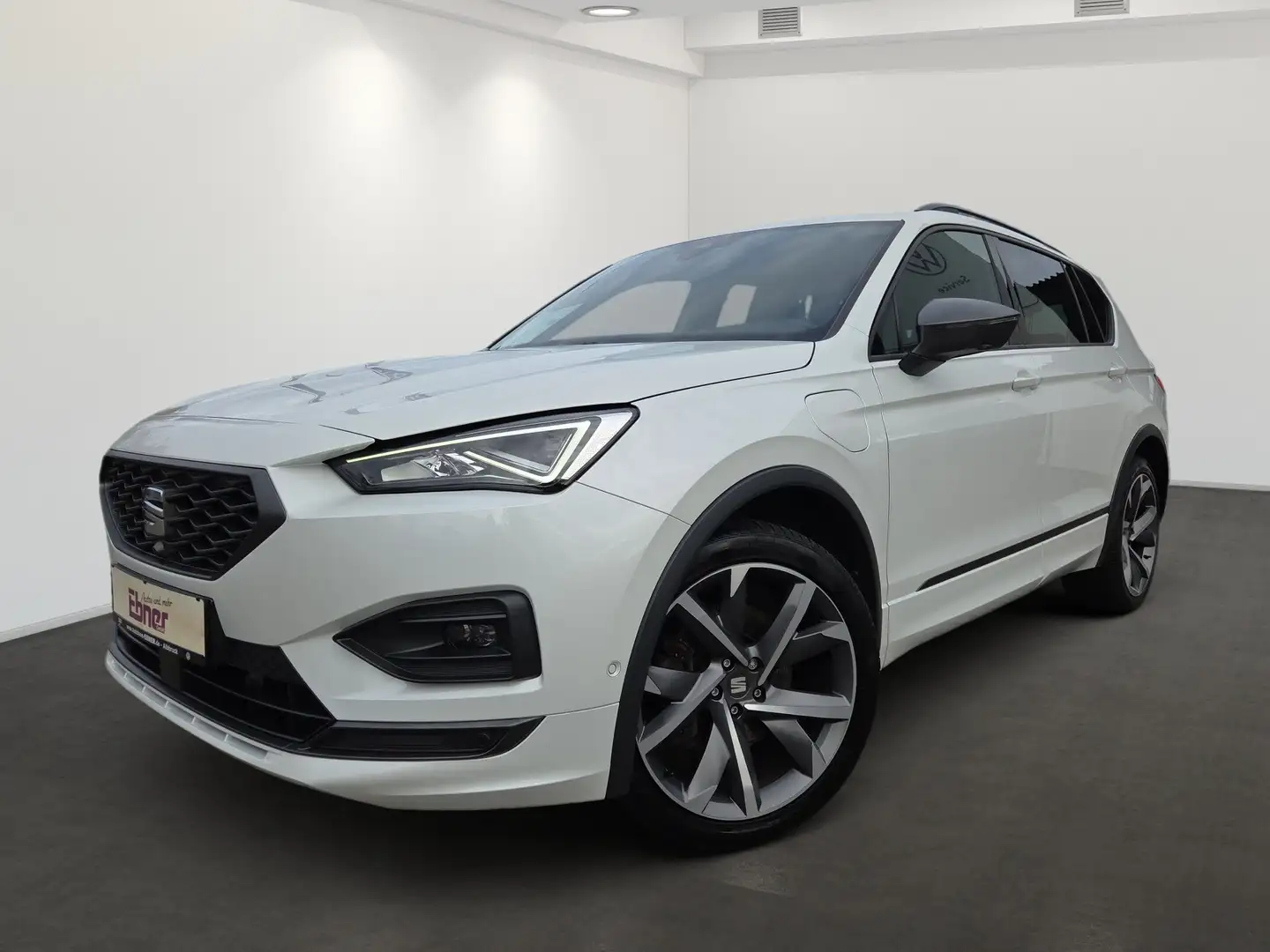 SEAT Tarraco FR e-HYBRID PHEV AHK+KAMERA+ACC+MEMORY+LED+NAVI+AP Weiß - 2