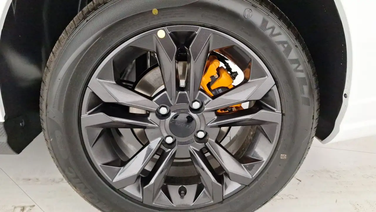 Dongfeng Shine Shine ICE E2 8