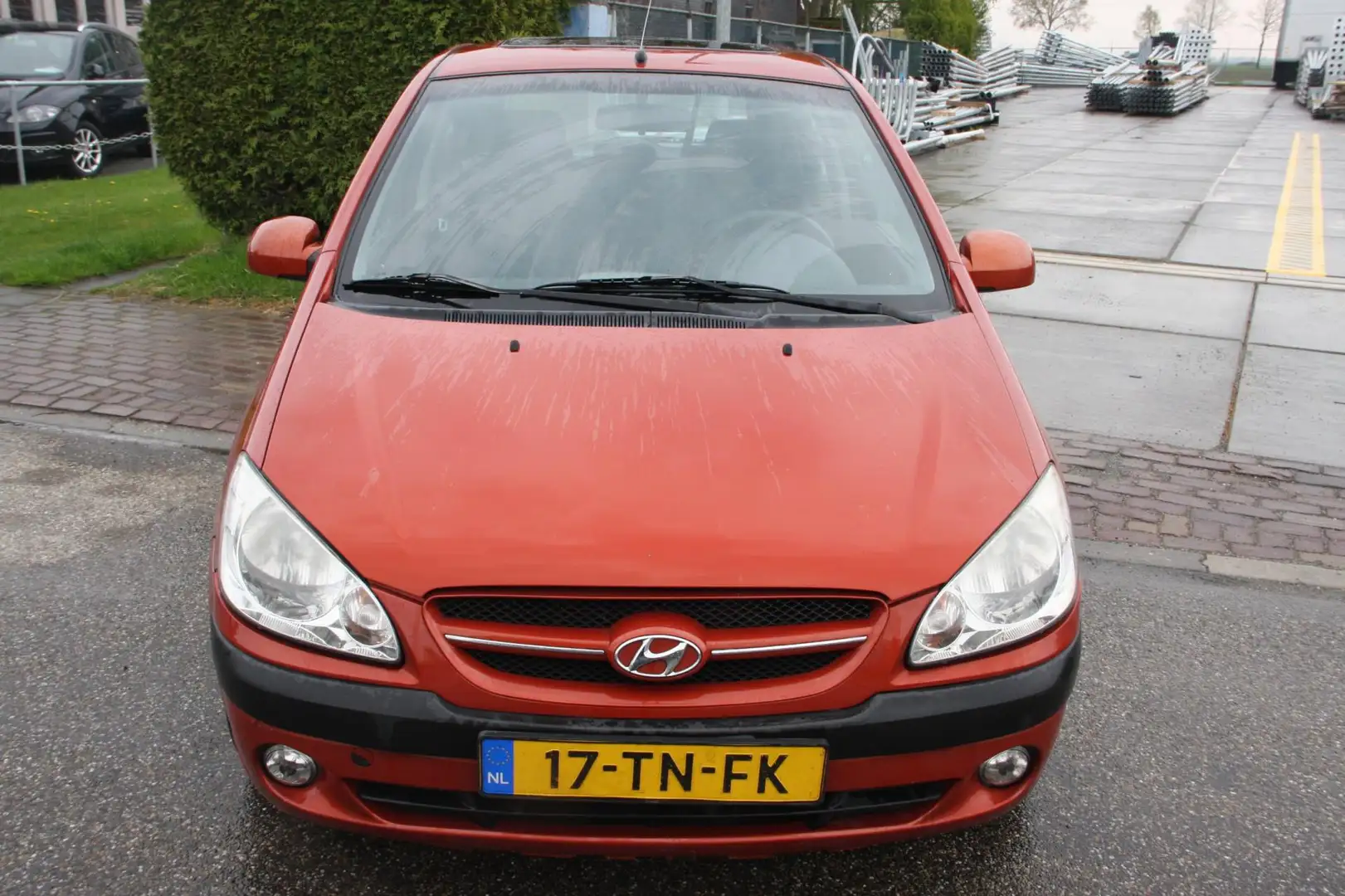 Hyundai Getz 1.4i Dynamic 5-deurs airco Rojo - 2